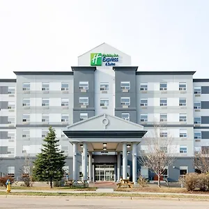 Hotel Express & Suites-edmonton South By Ihg, Edmonton
